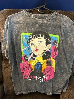 Junior Graphic Tee with Neon Anime Game Print - Dark Gray